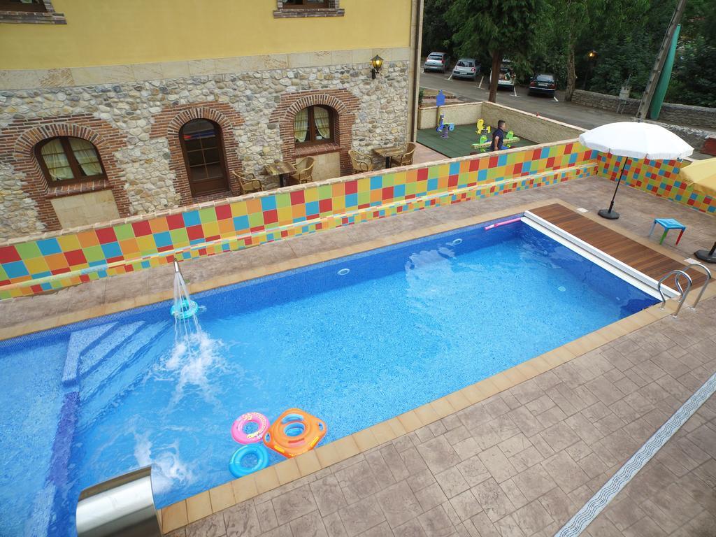 Conjunto Hotelero La Pasera Soto De Cangas Esterno foto