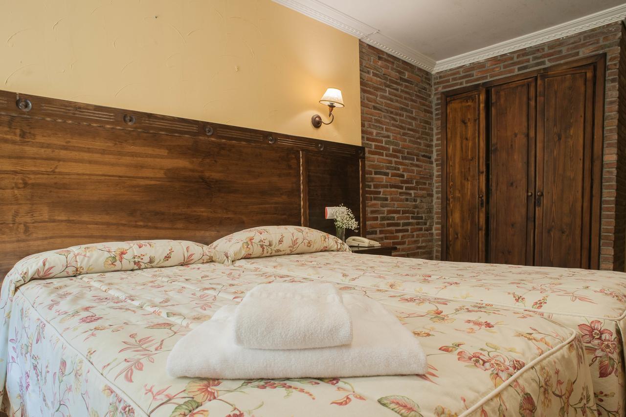 Conjunto Hotelero La Pasera Soto De Cangas Esterno foto