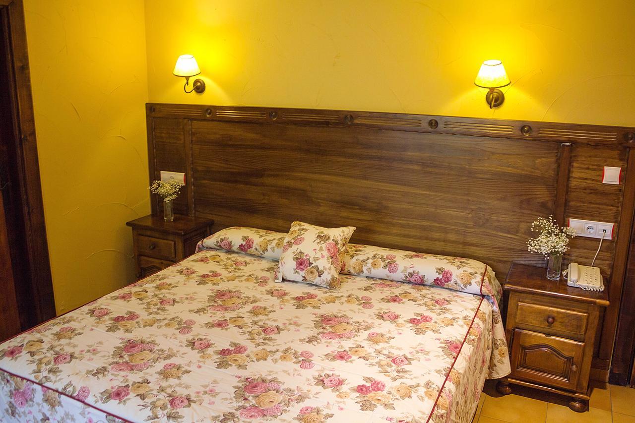 Conjunto Hotelero La Pasera Soto De Cangas Esterno foto